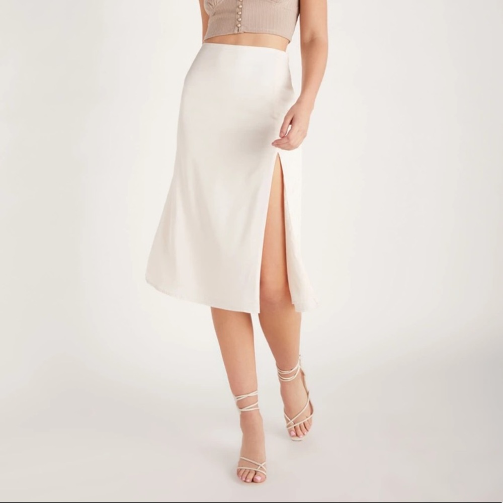 Backyard Roses Delilah Midi Skirt